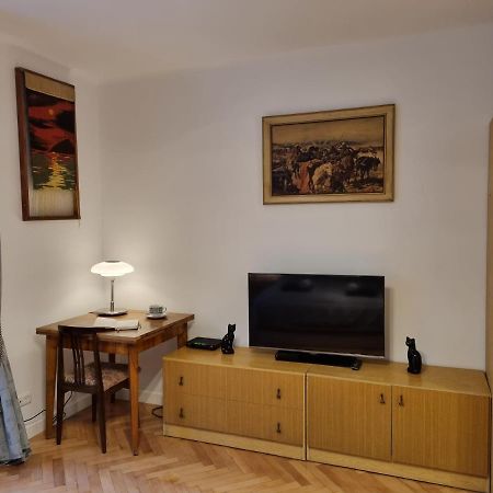 W Kolorze Miety Apartment Varşovia Exterior foto